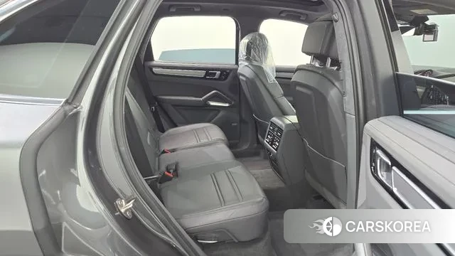 Porsche Cayenne (PO536) 2021 Серый из Кореи, фото 3