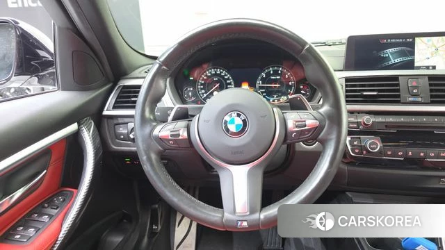 BMW 3 Series (F30) 2018 Белый из Кореи, фото 3