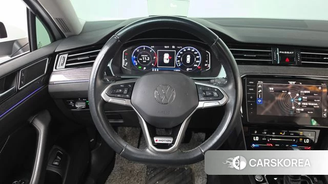 Volkswagen Passat GT (B8) 2022 Белый из Кореи, фото 3