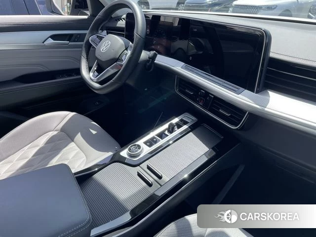 Volkswagen Tavendor 2023 Белый из Китая, фото 3