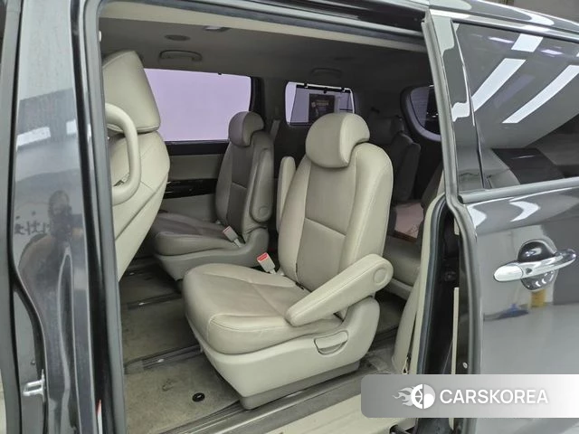 Kia The New Carnival 2019 Черный из Кореи, фото 3