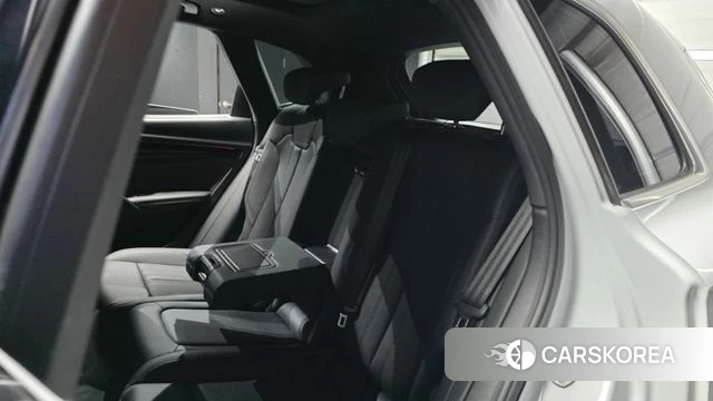 Audi Q5 (FY) 2021 Белый из Кореи, фото 3