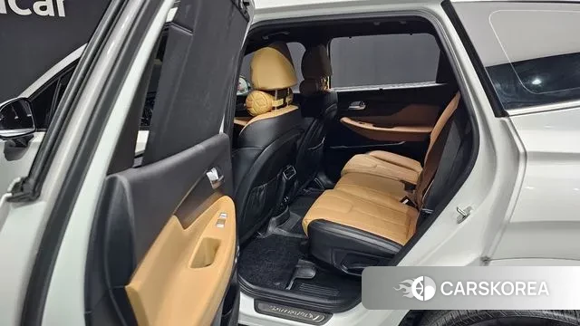 Hyundai The New Santa Fe 2023 Белый из Кореи, фото 3