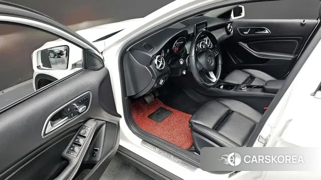 Mercedes-Benz GLA-Class X156 2018 Белый из Кореи, фото 3