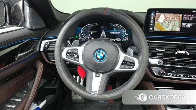BMW 5 Series (G30) 2022 Белый из Кореи, фото 3