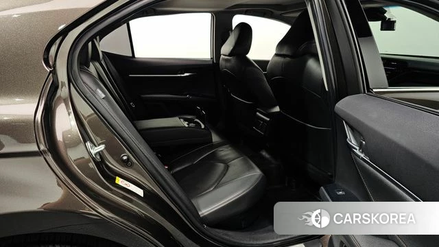 Toyota Camry (XV70) 2018 Коричневый из Кореи, фото 3