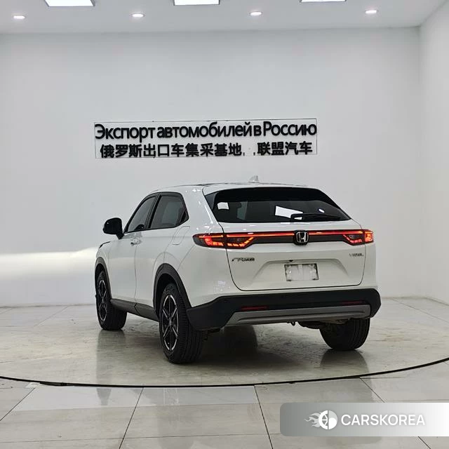 Honda Vezel 2023 Белый из Китая, фото 3