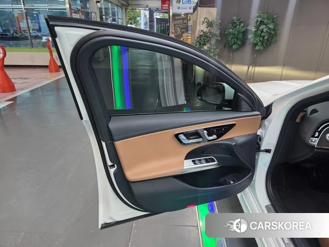 Mercedes-Benz E-Class W214 2025 Белый из Кореи, фото 3