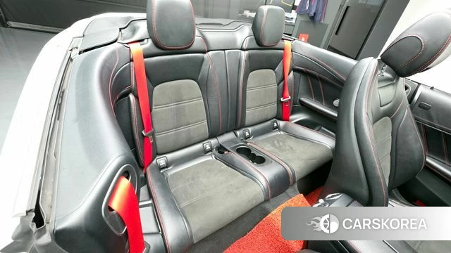 Mercedes-Benz C-Class W205 2018 Белый из Кореи, фото 3
