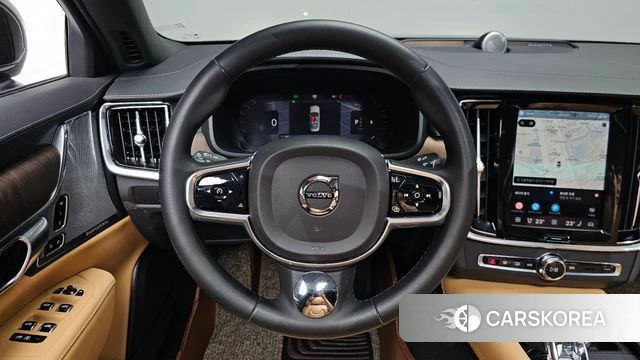 Volvo S90 2023 Черный из Кореи, фото 3