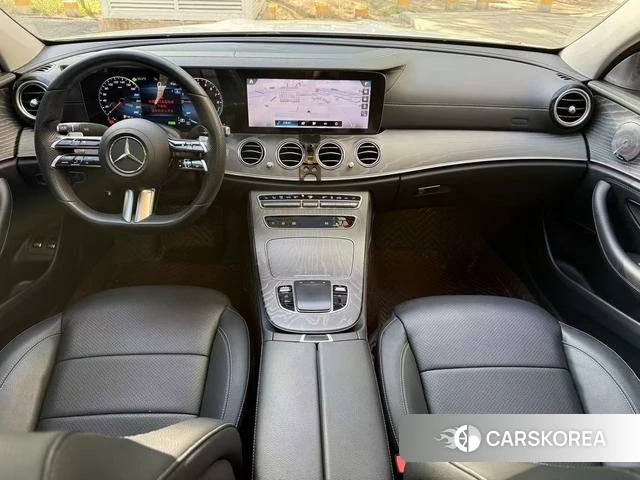 Mercedes-Benz E-Class 2022 Белый из Китая, фото 3