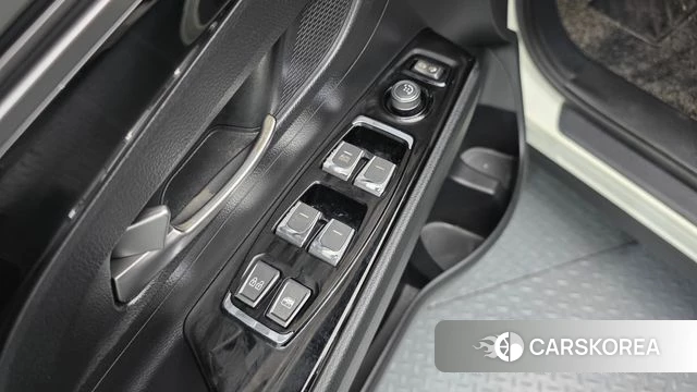 Ssangyong Beautiful Korando 2021 Белый из Кореи, фото 3