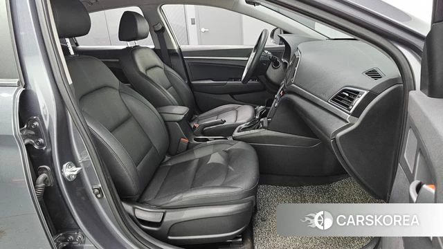 Hyundai Avante AD 2018 Серый из Кореи, фото 3
