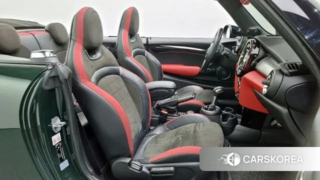 Mini Cooper S Convertible 2019 Темно-зеленый из Кореи, фото 3