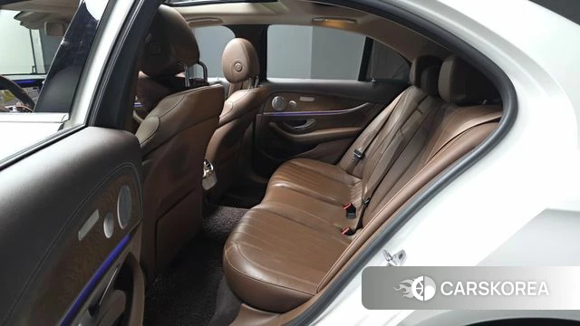 Mercedes-Benz E-Class W213 2019 Белый из Кореи, фото 3