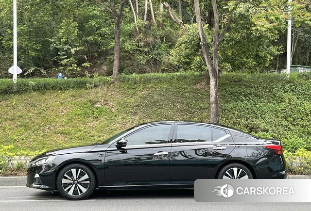 Nissan Altima 2021 Черный из Китая, фото 3