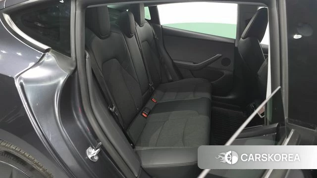 Tesla Model 3 2026 Серый из Кореи, фото 3