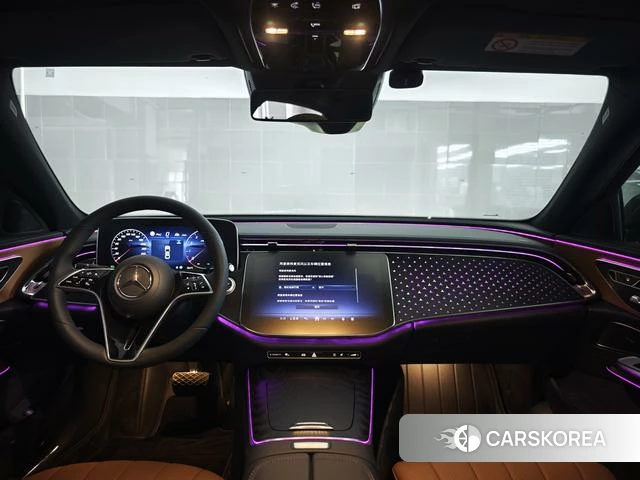 Mercedes-Benz E-Class 2025 Черный из Китая, фото 3