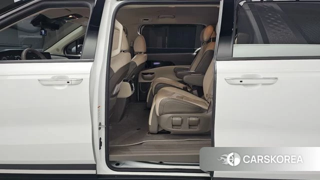 Kia Carnival 4th generation 2023 Белый из Кореи, фото 3