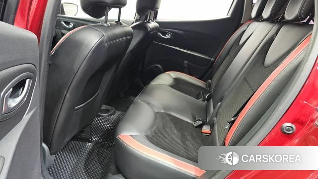 Renault Korea (Samsung) Clio 2018 Красный из Кореи, фото 3