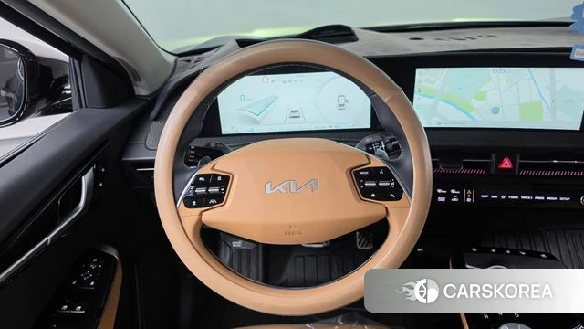 Kia EV6 2023 Черный из Кореи, фото 3