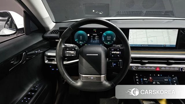 Hyundai Grandeur Hybrid (GN7) 2023 Белый из Кореи, фото 3