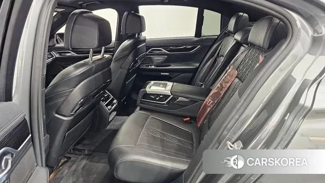 BMW 7 Series (G11) 2018 Серый из Кореи, фото 3