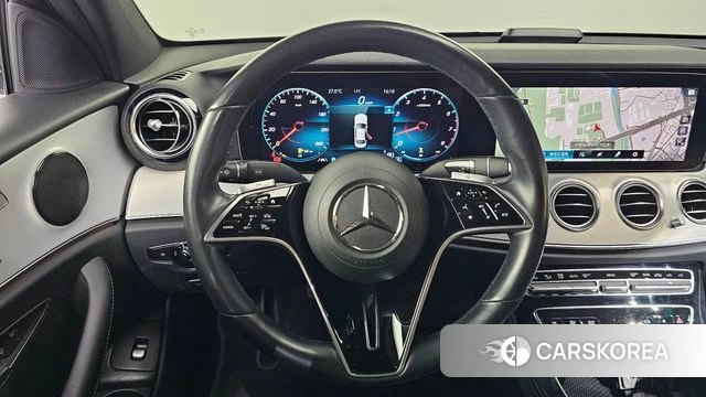 Mercedes-Benz E-Class W213 2020 Белый из Кореи, фото 3