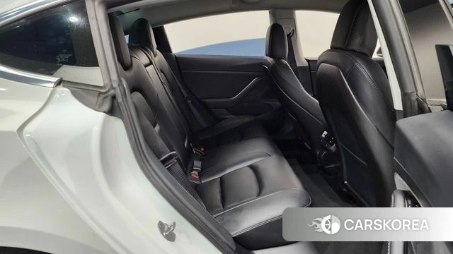 Tesla Model 3 2020 Белый из Кореи, фото 3