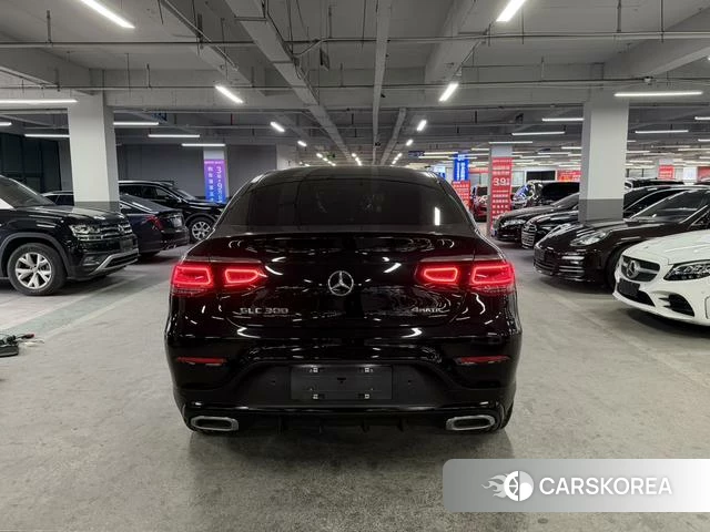 Mercedes-Benz GLC 2021 Черный из Китая, фото 3