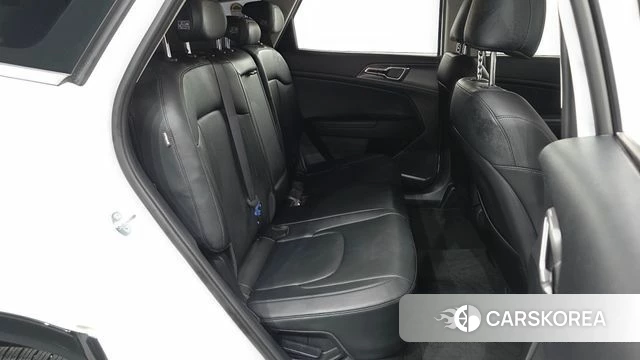 Kia Sportage 5th Generation Hybrid 2024 Белый из Кореи, фото 3