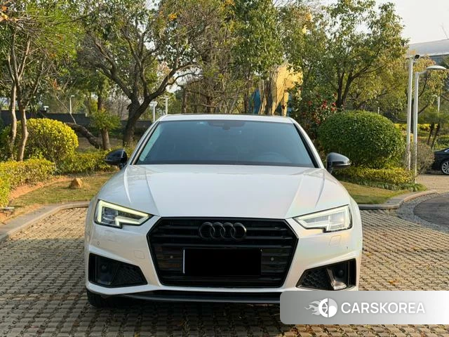 Audi A4L 2020 Белый из Китая, фото 3