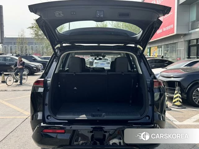 Nissan Pathfinder 2026 Черный из Китая, фото 3