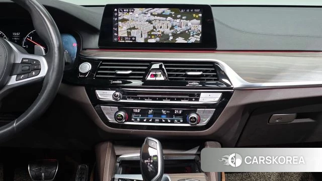 BMW 6 Series GT (G32) 2019 Белый из Кореи, фото 3