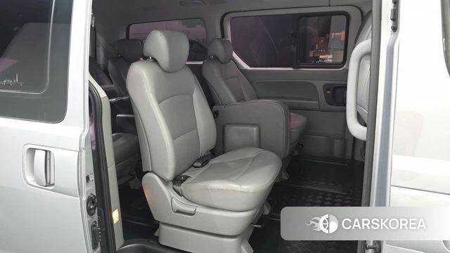 Hyundai Grand Starex 2018 Серебряный из Кореи, фото 3