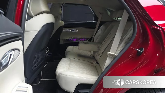 Genesis GV70 2023 Красный из Кореи, фото 3