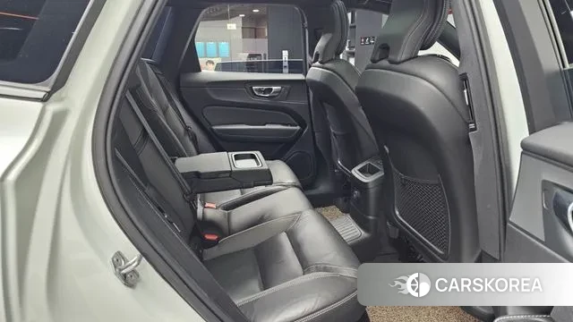 Volvo XC60 second Generation 2020 Белый из Кореи, фото 3