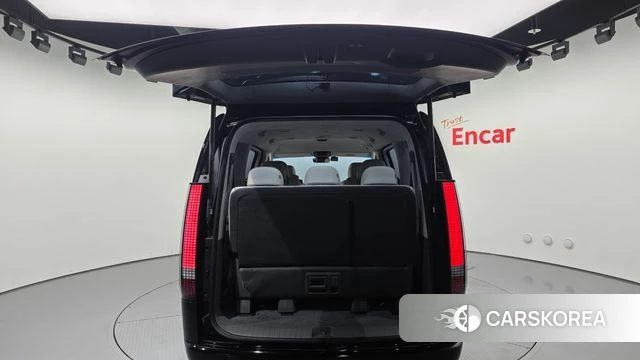 Hyundai Staria 2021 Черный из Кореи, фото 3
