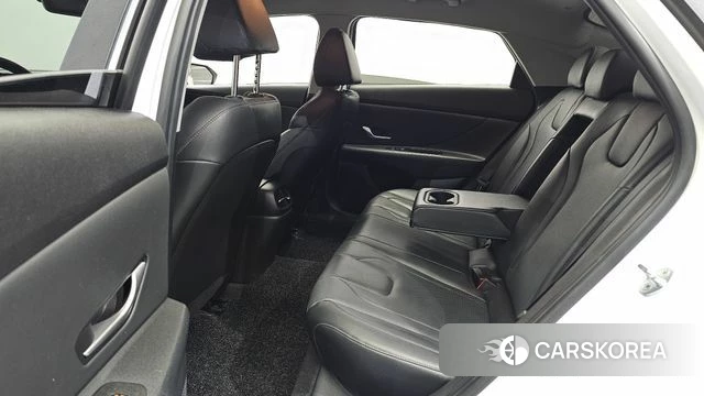 Hyundai Avante (CN7) 2021 Белый из Кореи, фото 3
