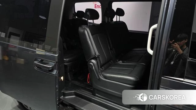 Hyundai Staria 2022 Серый из Кореи, фото 3