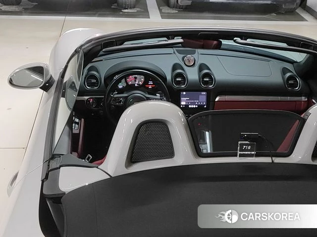 Porsche 718 Cayman 2021 Серебряный из Кореи, фото 3