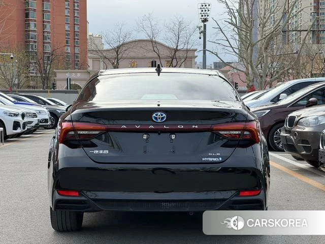 Toyota Avalon 2023 Черный из Китая, фото 3