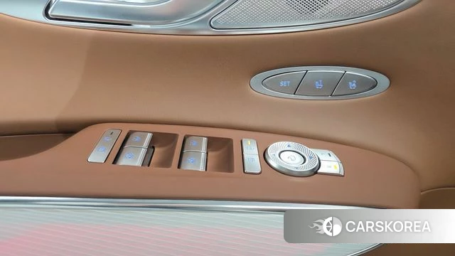Genesis GV70 2025 Белый из Кореи, фото 3