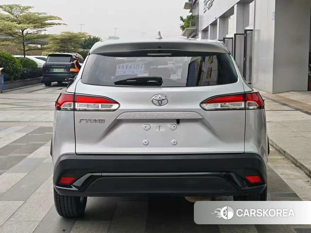 Toyota Frontlander 2022 Серебристо-серый из Китая, фото 3