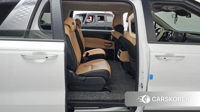 Kia Carnival 4th generation 2023 Белый из Кореи, фото 3