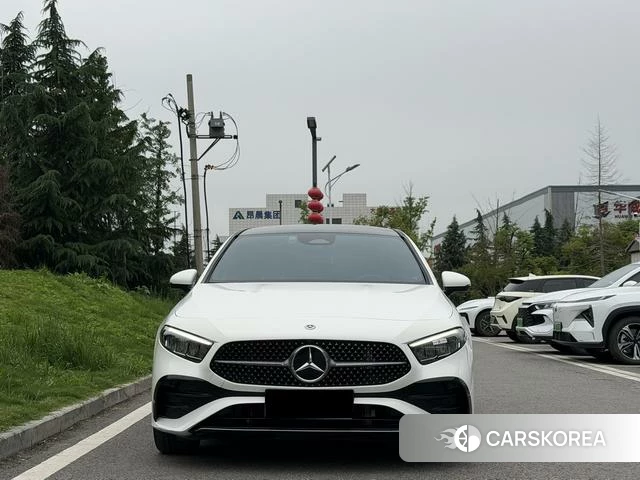 Mercedes-Benz A-Class 2024 Белый из Китая, фото 3