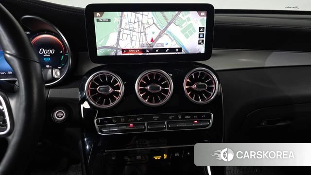 Mercedes-Benz GLC-Class X253 2021 Белый из Кореи, фото 3