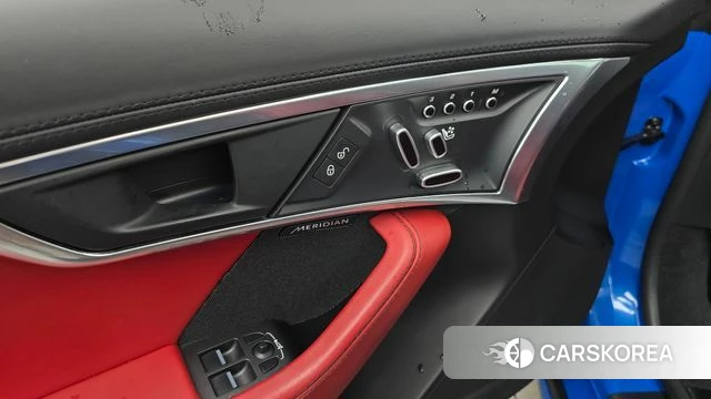 Jaguar F-TYPE 2019 Синий из Кореи, фото 3