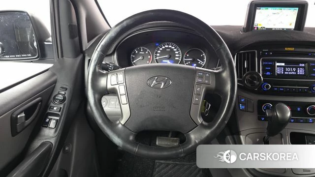 Hyundai The New Grand Starex 2018 Черный из Кореи, фото 3