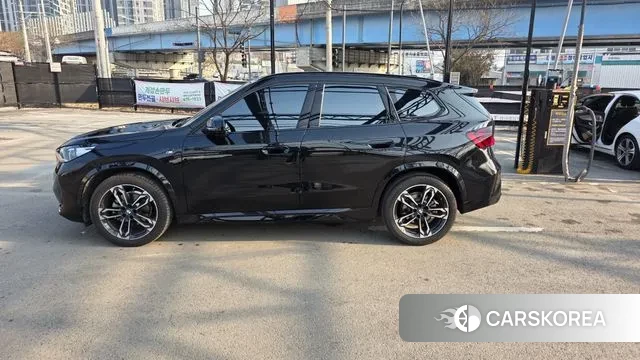 BMW X1 (U11) 2023 Черный из Кореи, фото 3
